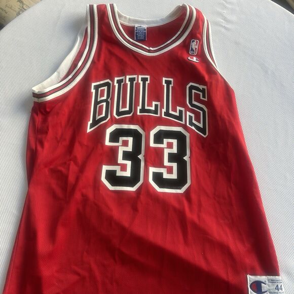 Scottie Pippen #33 Chicago Bulls Red Champion Jersey Vintage Adult Size 44 NBA - Picture 1 of 6